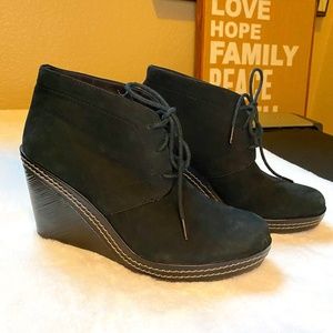 Dr. Scholl’s Black Suede Like Lace Up Wedge Bootie, Size 8